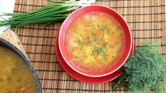 Hur man lagar den godaste kycklingsoppan med bulgur: nyttig och mättande