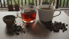 Te eller kaffe: Vad är hälsosammast på morgonen?